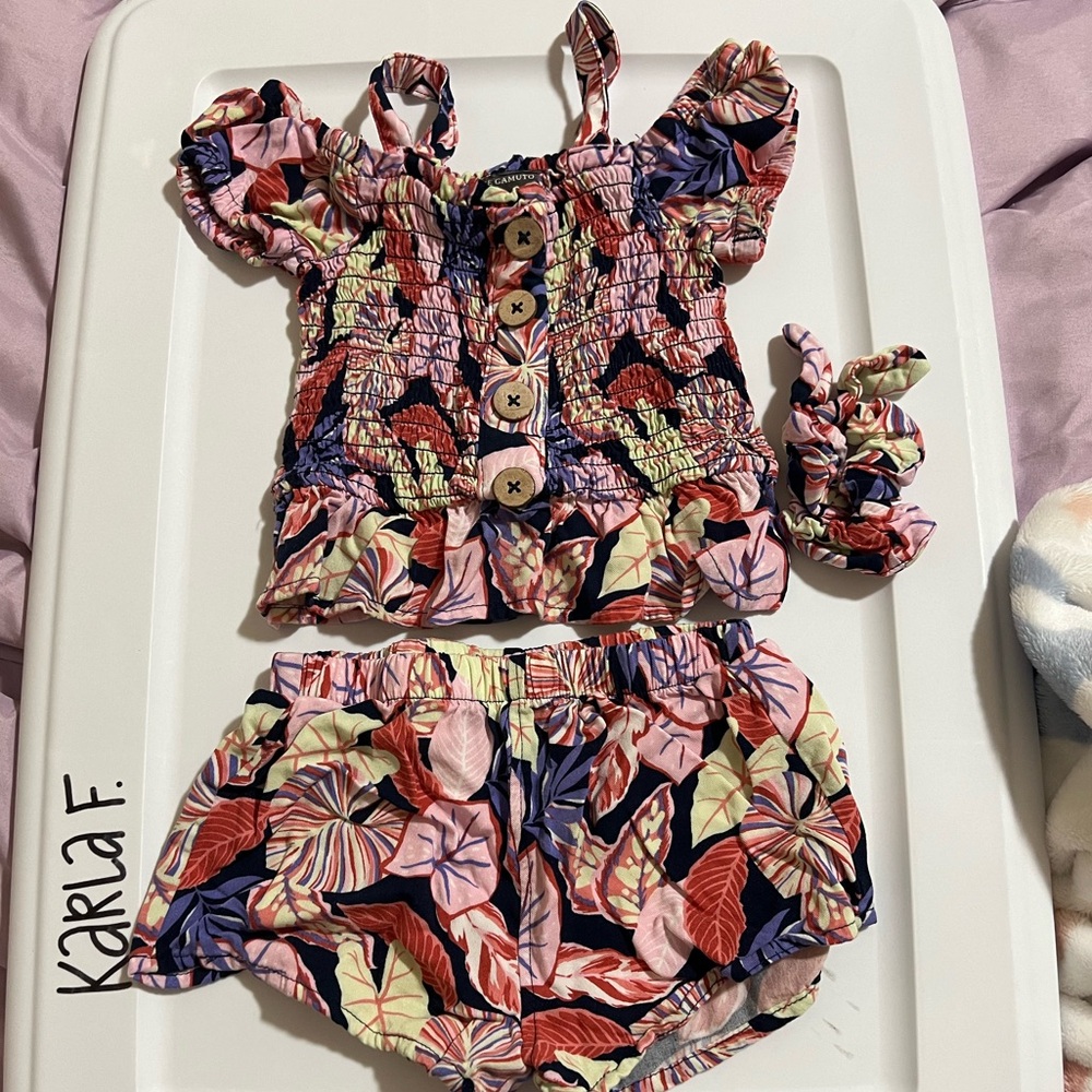 3T 2piece Set Vince Camuto